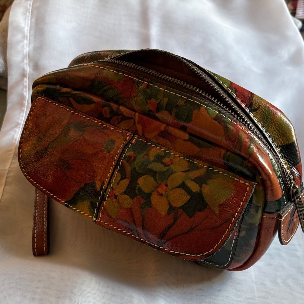 Patricia Nash clutch bag.